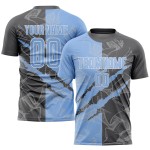 Benutzerdefinierte Graffiti Muster Hellblau-Stahlgrau Scratch Sublimation Fußball Uniform Jersey Benutzerdefinierte Graffiti Muster Hellblau-Stahlgrau Scratch Sublimation Fußball Uniform Jersey